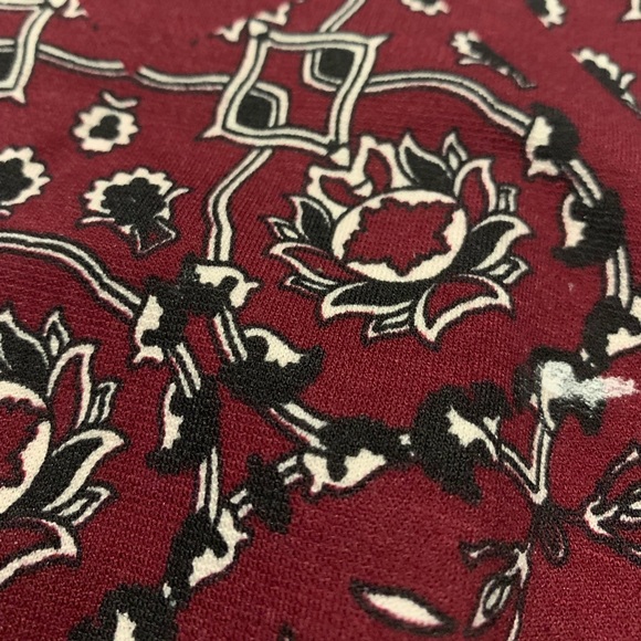 Skirt - Picture 4 of 4